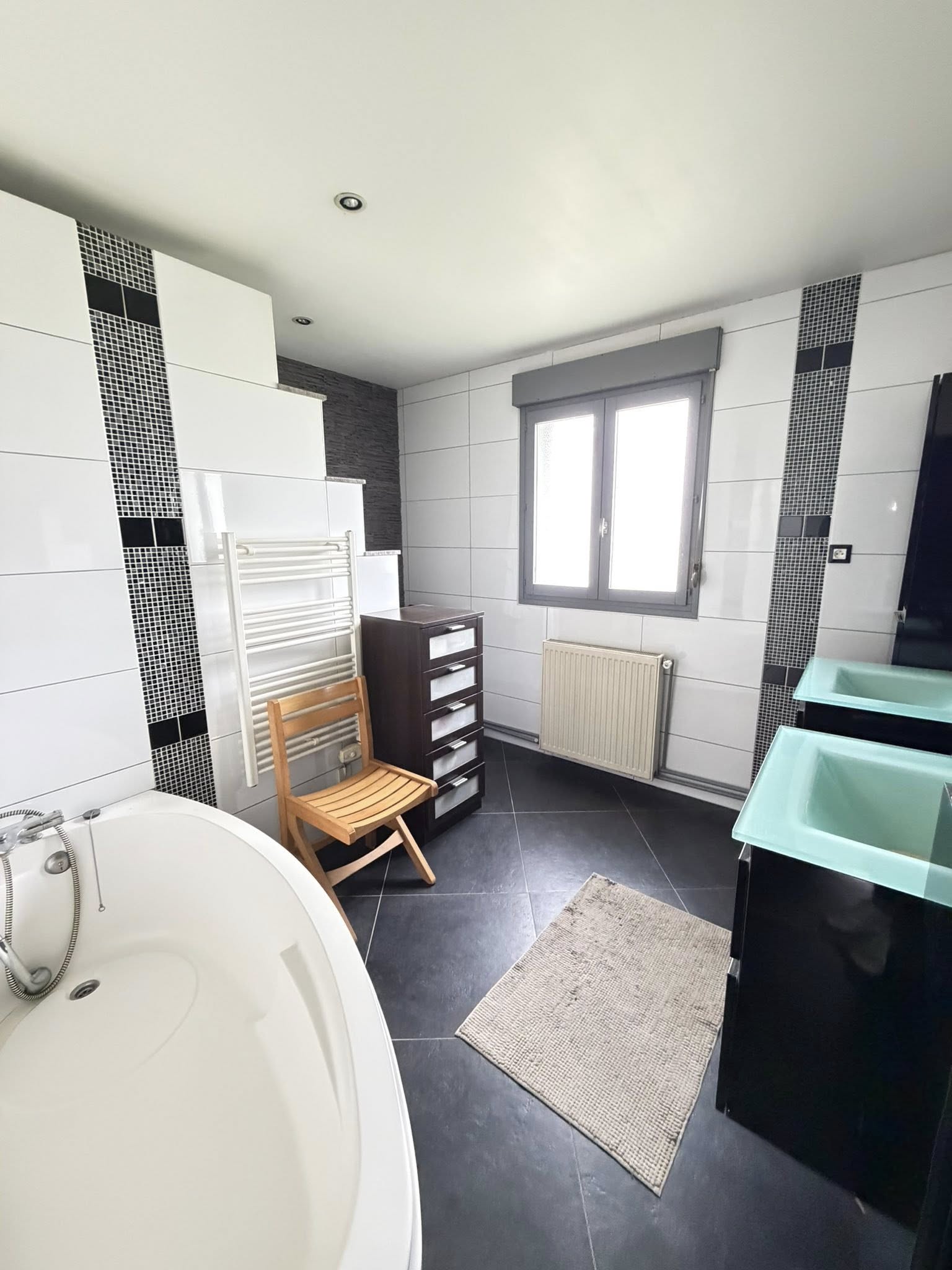 660054278_988853960141941_4802849706250580120_n